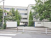 松戸市立柿ノ木台小学校まで約190m（徒歩3分）