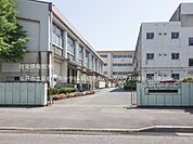 松戸市立新松戸南中学校まで約550m（徒歩7分）