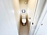 トイレ：ほっと安らげるトイレ空間です。