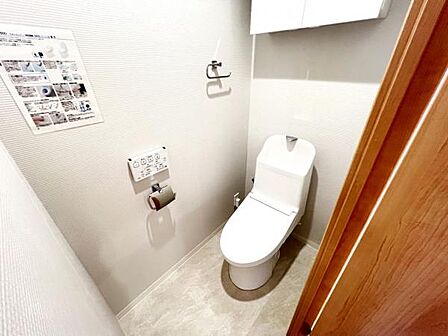 ほっと安らげるトイレ空間です。