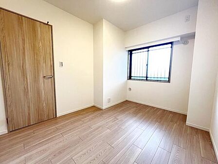 子供部屋にもちょうど良い大きさのお部屋です。