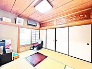 和室スペースです。畳のお部屋は寛げる空間ですね。