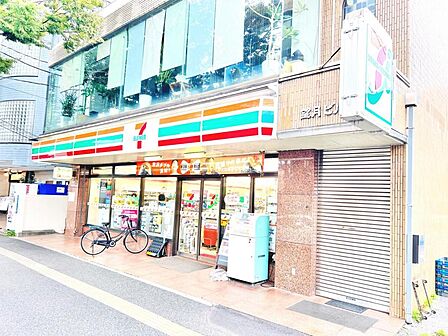 セブンイレブン 千葉幸町2丁目店まで約440m（徒歩6分）