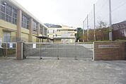 木更津市立木更津第三中学校まで約1020m（徒歩13分）