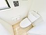 トイレ：ほっと安らげるトイレ空間です。