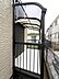 バルコニー：1階にもサンルーフ付きバルコニーがあります。プランターを置いてガーデニングもいいですね♪