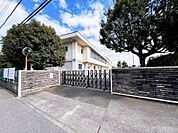 宇都宮市立国本中央小学校まで約1240m（徒歩16分）