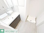 お部屋探しは株式会社　タウンハウジング　までお気軽にお問合せ下さい。クレジットカード決済・首都圏を中心直営143店舗　仲介件数全国2位の豊富な実績！諸費用・審査等・何でもご相談下さい。
