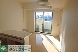 クロスレジデンス東十条 1009 10階ワンルームのリビング/ダイニング