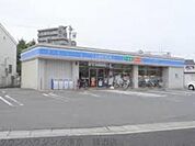 ローソン 徒歩7分。コンビニ 500m