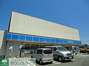 ローソン 徒歩12分。コンビニ 940m