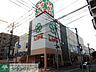 周辺：ライフ西小岩店 徒歩11分。スーパー 810m