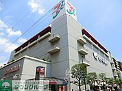 イトーヨーカドー綾瀬店 徒歩12分。スーパー 960m