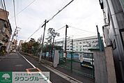 本所中学校 徒歩14分。中学校 1110m