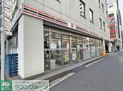 セブンイレブン神田錦町1丁目店 徒歩2分。 150m