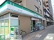 ファミリーマート千束一丁目店 徒歩4分。コンビニ 260m