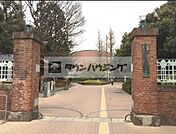 国立東京芸術大学 徒歩23分。大学・短大 1770m