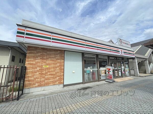 画像19:セブンイレブンハートインJR桜井駅南口店まで100メートル