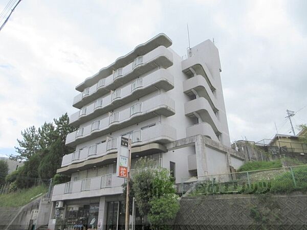 奈良県生駒市東松ケ丘(賃貸マンション3DK・6階・56.47㎡)の写真 その1