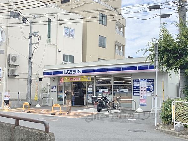 画像5:ローソン　富雄駅北店まで450メートル
