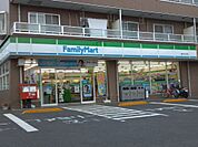 ファミリーマート浦和大谷口店