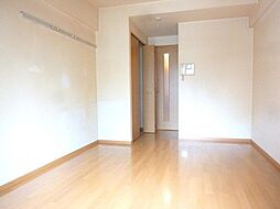 ラフィーネ幡ヶ谷 203 2階1Kのリビング/ダイニング