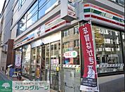 セブンイレブン新宿筑土八幡町店 徒歩4分。 300m