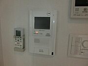 ★安心のモニター付きドアホン★