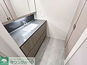 お部屋探しは株式会社　タウンハウジング　までお気軽にお問合せ下さい。クレジットカード決済・首都圏を中心直営143店舗　仲介件数全国2位の豊富な実績！諸費用・審査等・何でもご相談下さい。