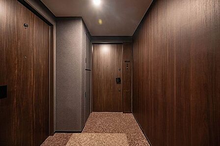 【内廊下】内廊下仕様のため、外部からの視線を受けにくく、落ち着いた住環境を実現しています。