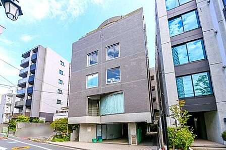 【外観】江戸川橋駅まで徒歩10分の立地!小学校やスーパーが徒歩圏内!