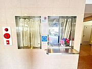 管理人さんは日勤勤務です。