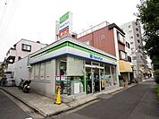 ファミリーマート江東北砂四丁目店 徒歩3分。 220m