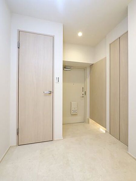 玄関を拡大表示