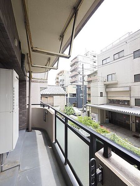 バルコニーを拡大表示