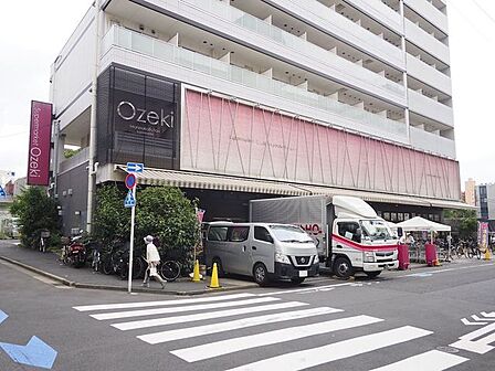 スーパーオオゼキ門仲牡丹店 徒歩9分。 710m