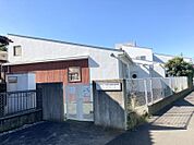 シオン幼稚園まで　650m　徒歩約9分●【保育時間】午前9時から午後2時（預かり保育有）【教育方針】（宗教）キリスト教