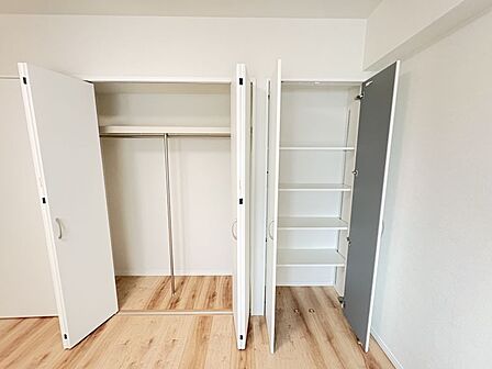 全室に収納があるので、家族みんなの荷物が片づけられます
