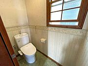トイレは2か所あり、混雑しやすい朝も安心です！