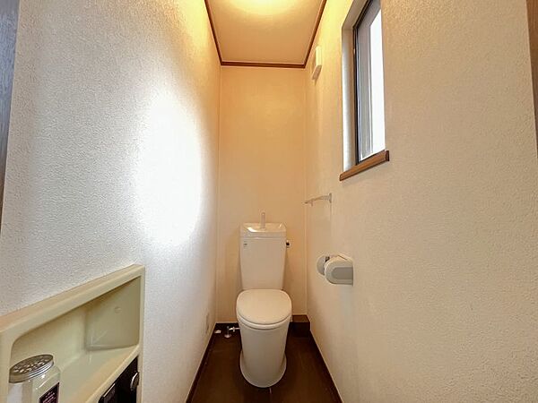 トイレを拡大表示
