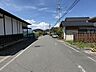 外観：前面道路（南から北）