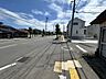 その他：北側前面道路（西から東）
