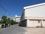 岡山市立高島中学校岡山市立高島中学校 1400m