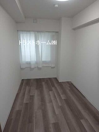 洋室6.7帖