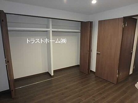 洋室7.7帖