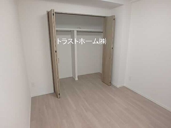 洋室を拡大表示