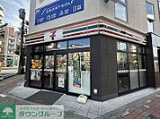 セブンイレブン西川口駅東口店 徒歩10分。コンビニ 740m