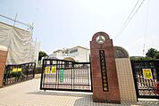 さいたま市立針ケ谷小学校 徒歩12分。小学校 950m