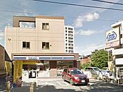 ミニストップさいたま岸町店 徒歩5分。コンビニ 360m
