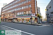 ドラッグセイムス大宮桜木店 徒歩9分。ドラックストア 700m